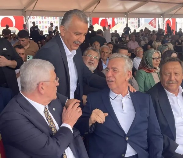 Çamlıdere'de isyan büyüyor! Mansur Yavaş'ın bağımsız prensi esnafa bayramı zehir etti